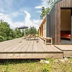 Tiny House Lachen 別荘